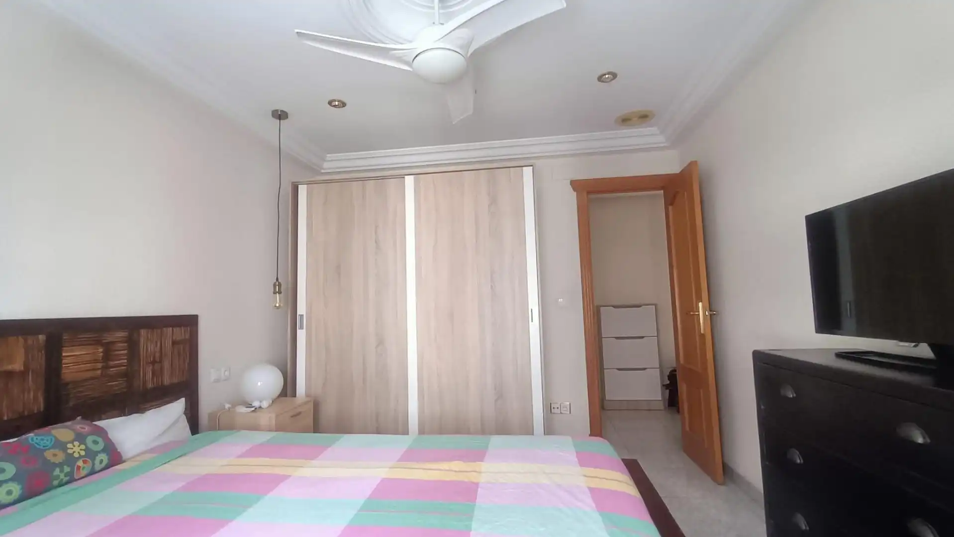 Bedroom of Flat for rent in Elche / Elx  with Air Conditioner, Furnished and Balcony