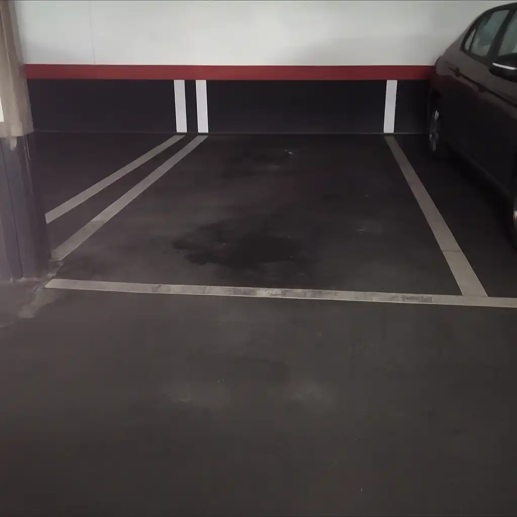 Parking of Garage for rent in Moratalaz