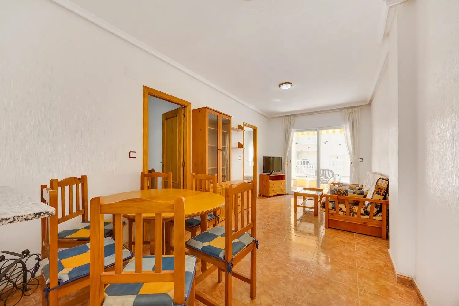 Piso con terraza en venta en Avenida Diego Ramírez Pastor 192, imagen 9