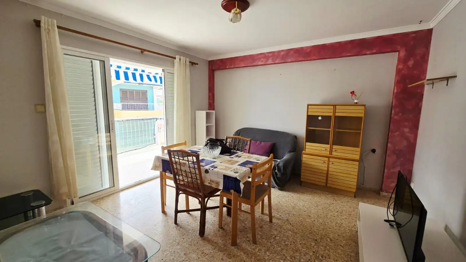 Sala d'estar de Apartament en venda en Oliva amb Terrassa, Moblat i Forn