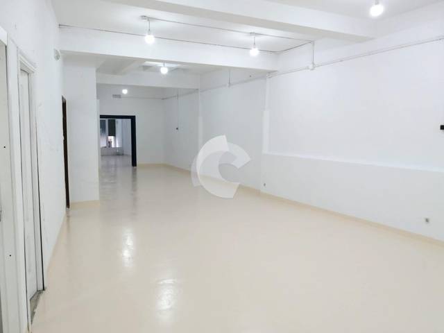 Local comercial en Venta en Sagrada Familia