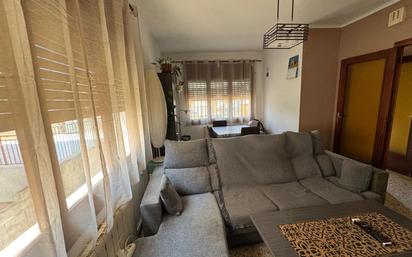 Sala d'estar de Casa o xalet en venda en Llinars del Vallès amb Calefacció i Balcó