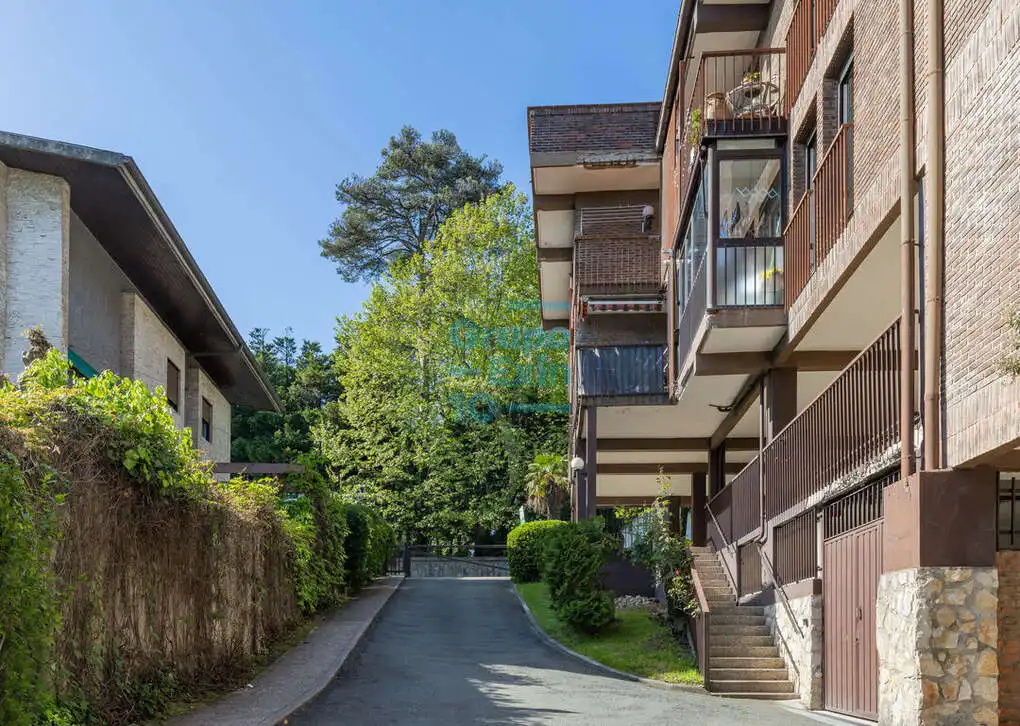Exterior view of Flat for sale in Donostia - San Sebastián   with Heating and Storage room