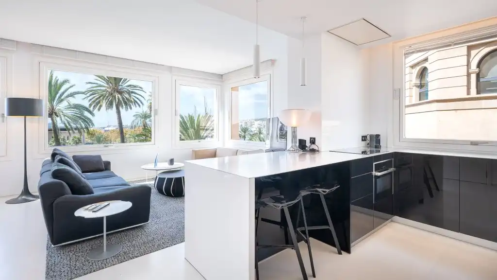 Apartment with lift for sale in Centre, imagen 2