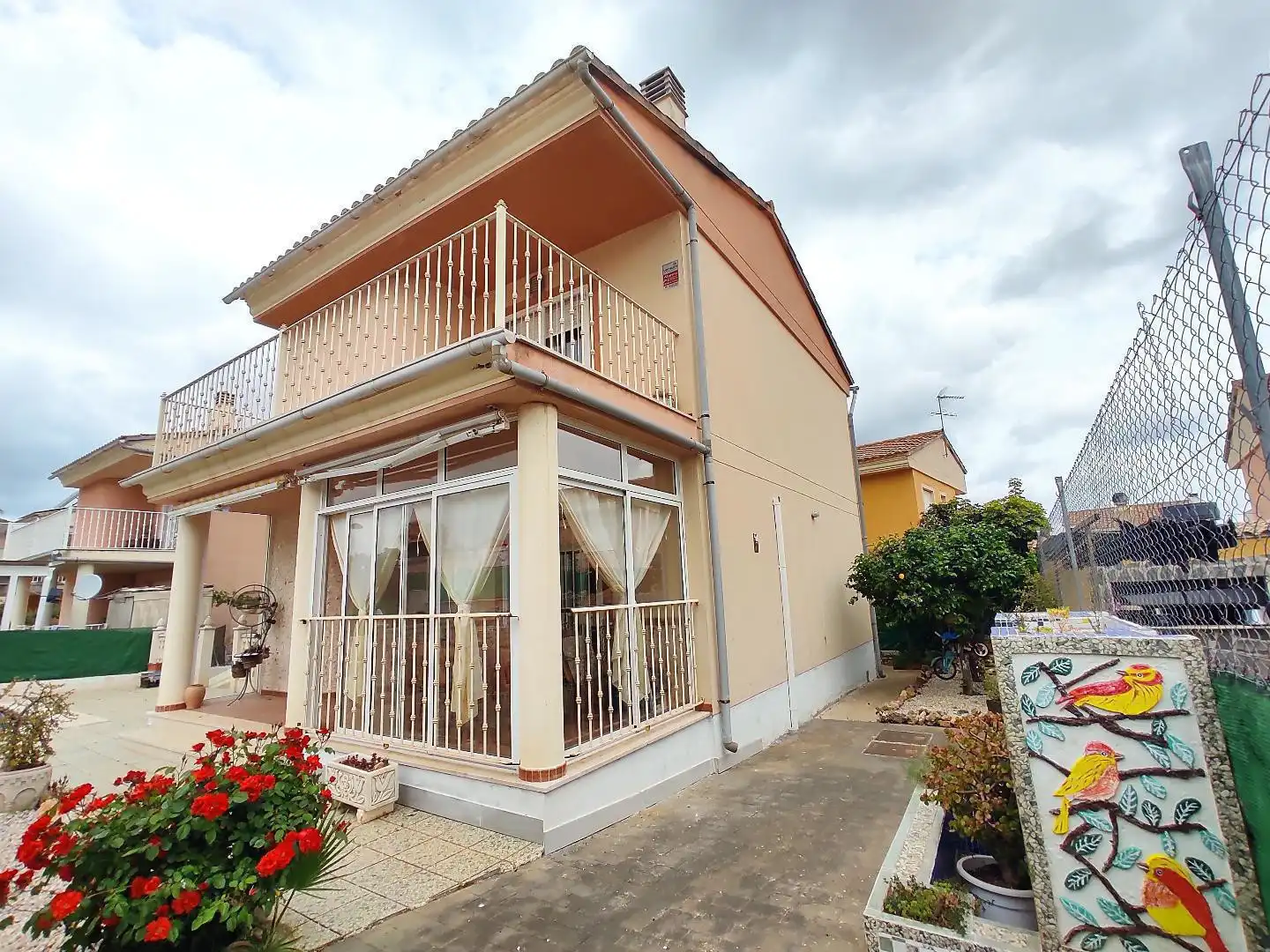 Exterior view of Houses for sale in Turís  with Terrace, Storage room and Swimming Pool
