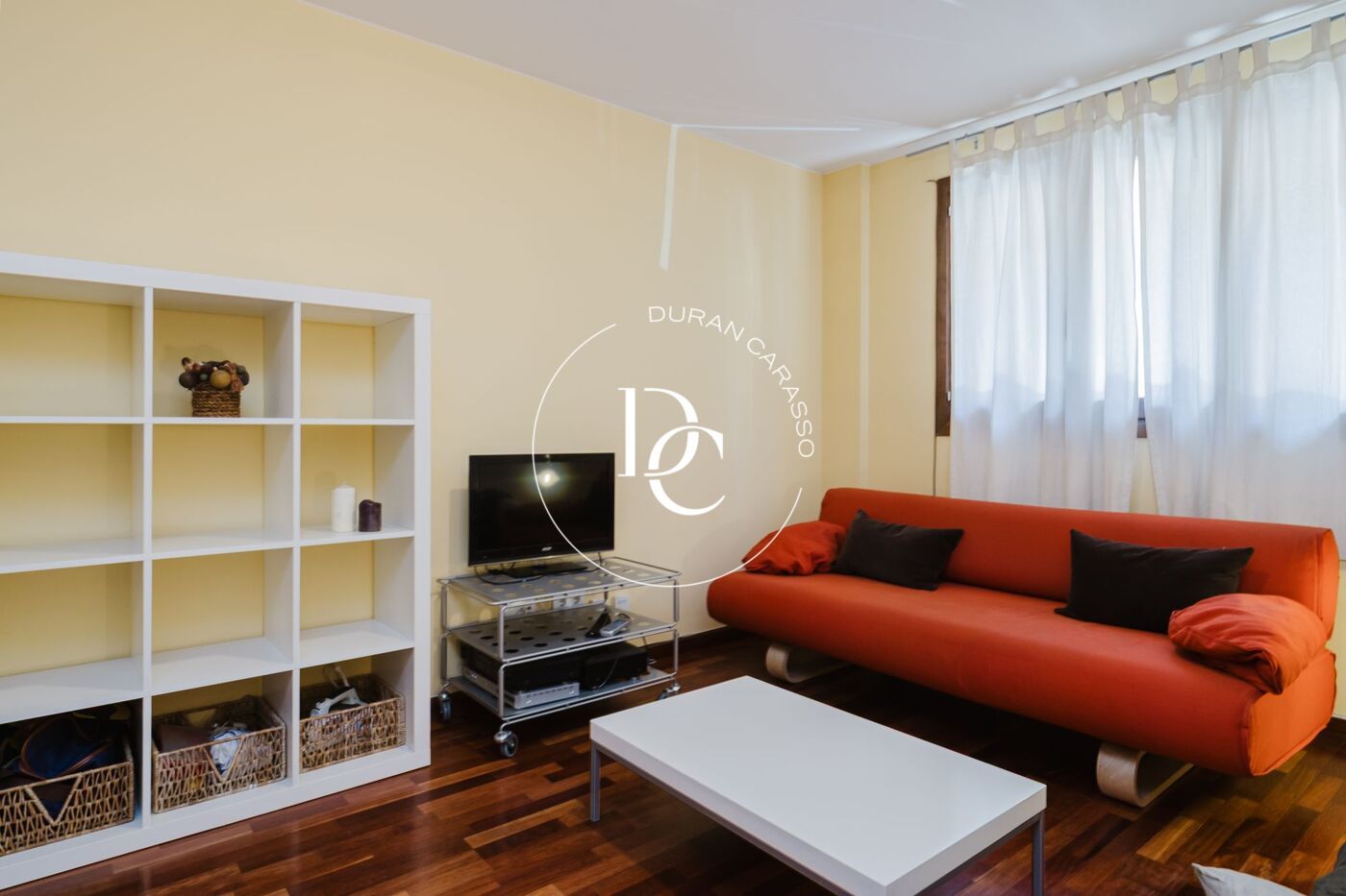 Living room of Flat for sale in Puigcerdà  with Heating, Terrace and Storage room