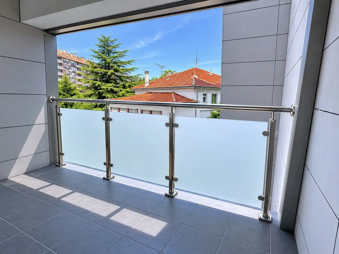 Terraza de Piso en venta en Colindres con Calefacción, Amueblado y Balcón
