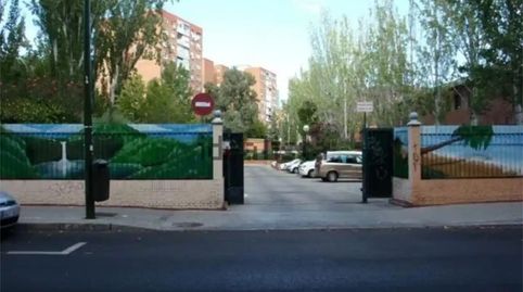 Photo 2 of Garage for rent in Calle de Maqueda, 35, Aluche, Madrid Capital