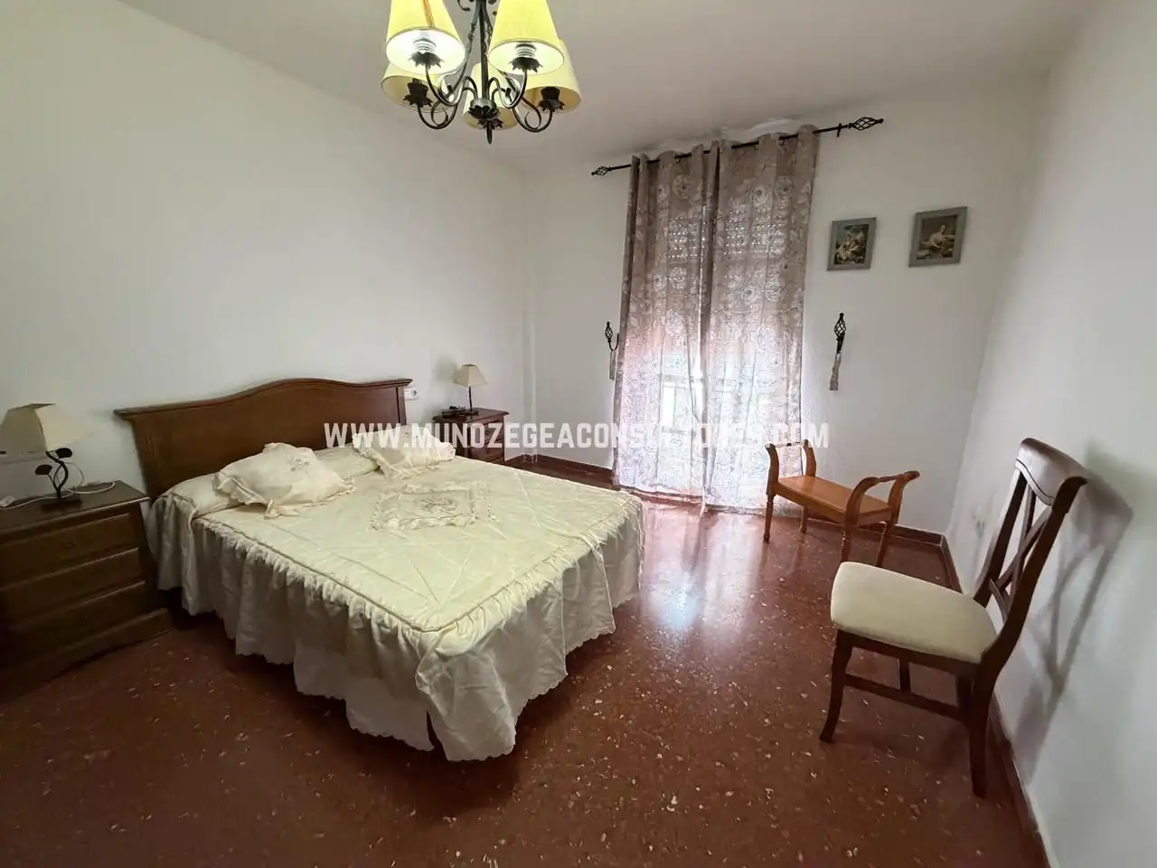 Schlafzimmer von Erdgeschoss zur Miete in Lucena mit Möbliert