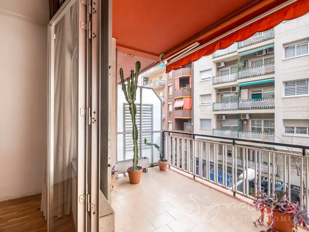 Terrassa de Pis en venda en Barcelona