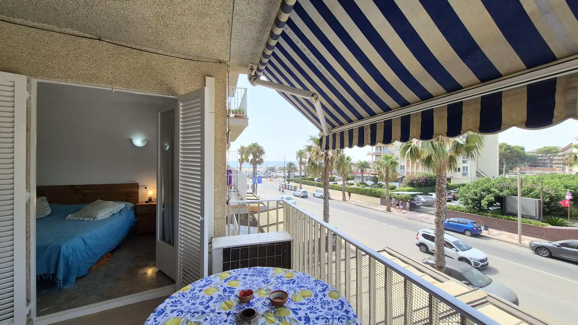 Terraza de Piso en venta en L'Estartit con Terraza y Piscina comunitaria