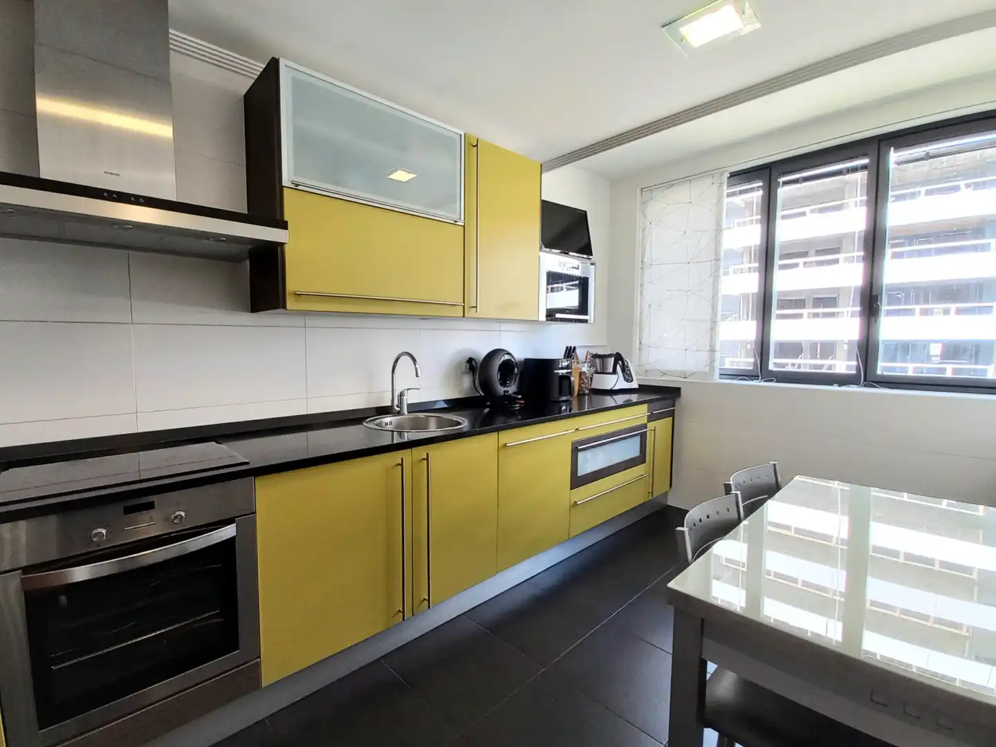 Cocina de Dúplex en venta en Burgos con Aire acondicionado, Calefacción y Terraza