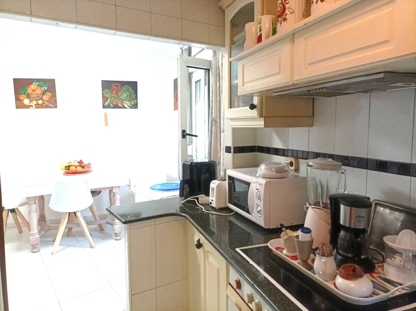 Cuina de Casa o xalet en venda en Torrelavega  amb Terrassa i Traster