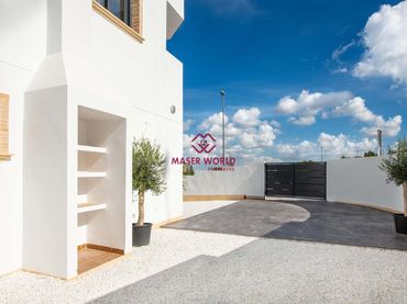 Bungalow amb piscina en venda a Cox