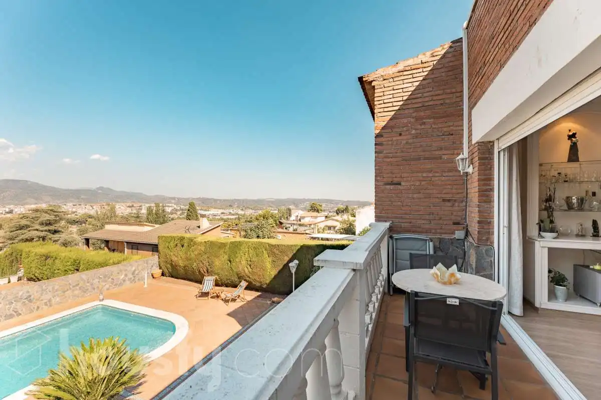 Casa amb piscina en venda a Calle Ricard Opisso ., imagen 54