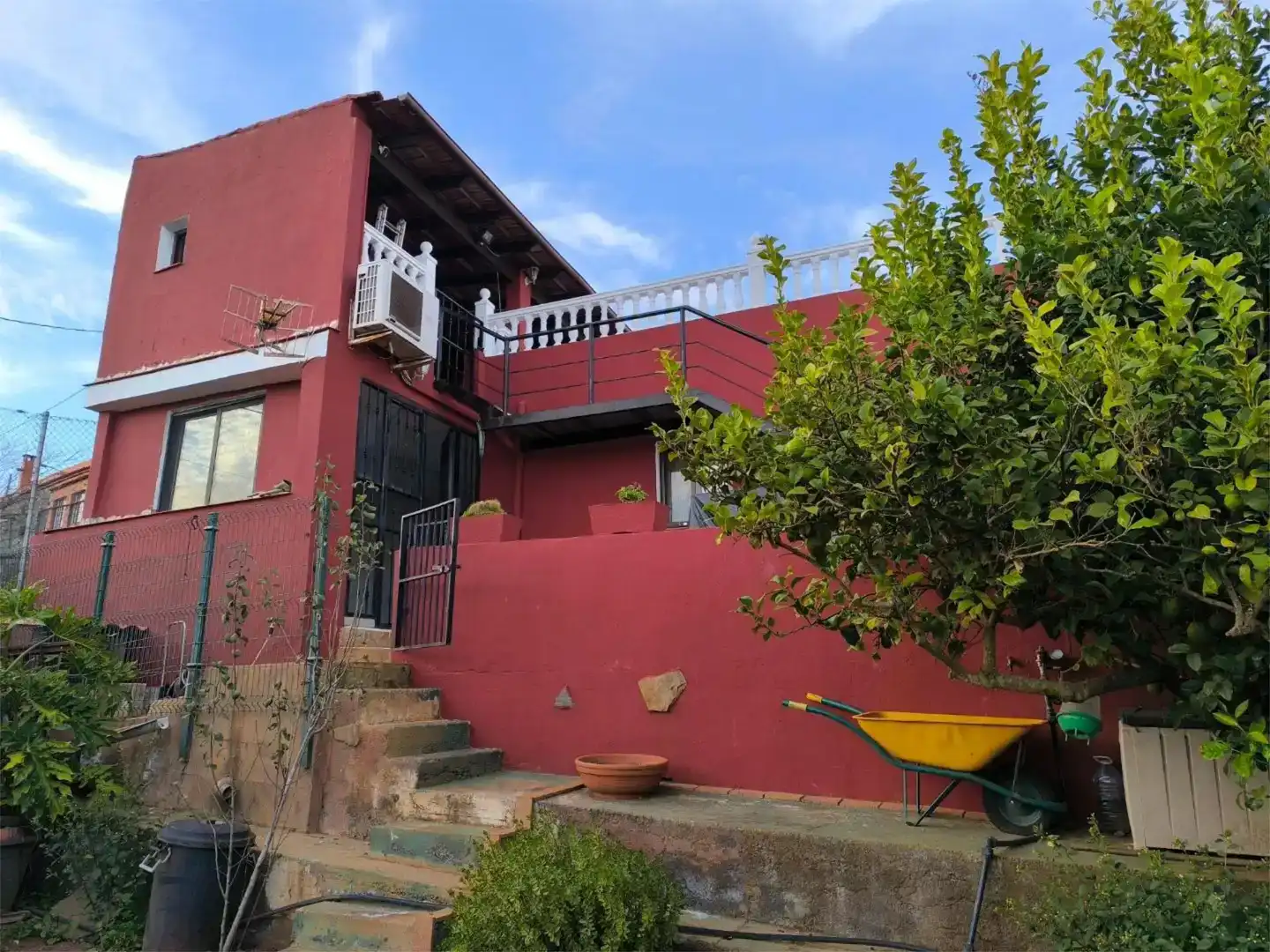 Vista exterior de Piso en venta en El Rosario con Aire acondicionado, Jardín privado y Balcón