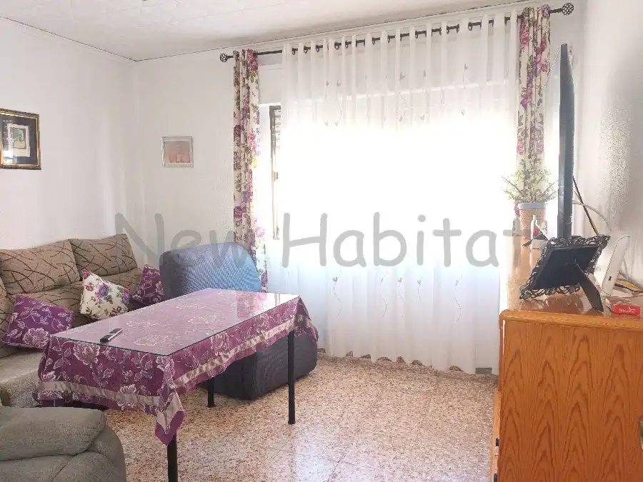 Sala d'estar de Casa adosada en venda en Castellón de la Plana / Castelló de la Plana amb Aire condicionat i Terrassa
