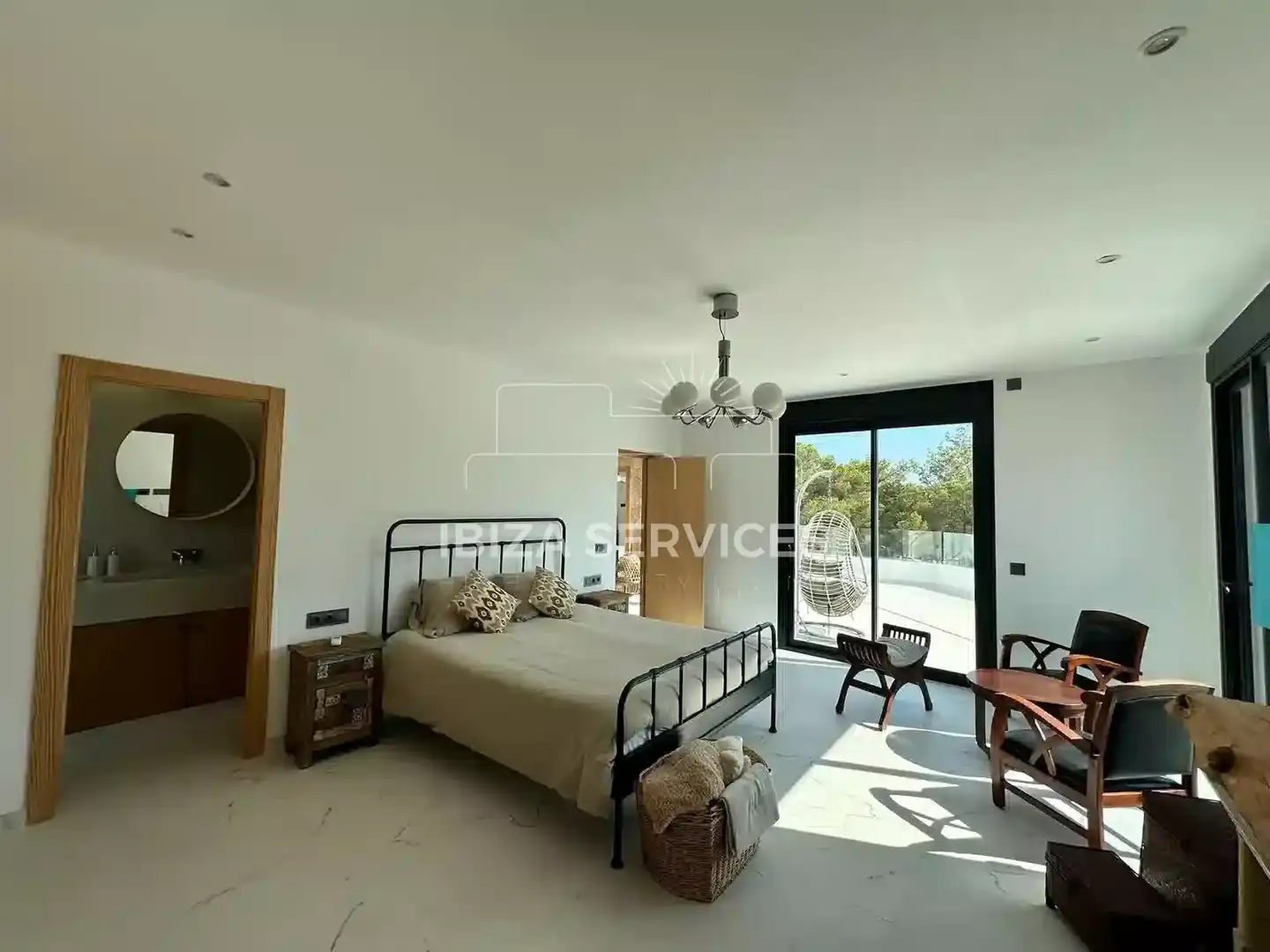 Habitación de Casa o chalet de alquiler en Santa Eulària des Riu con Aire acondicionado, Jardín privado y Piscina