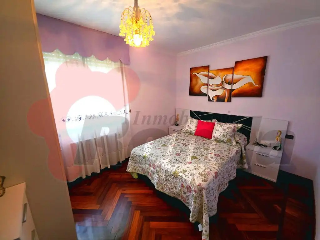 Bedroom of Houses for sale in Lugo  with Terrace and Furnished