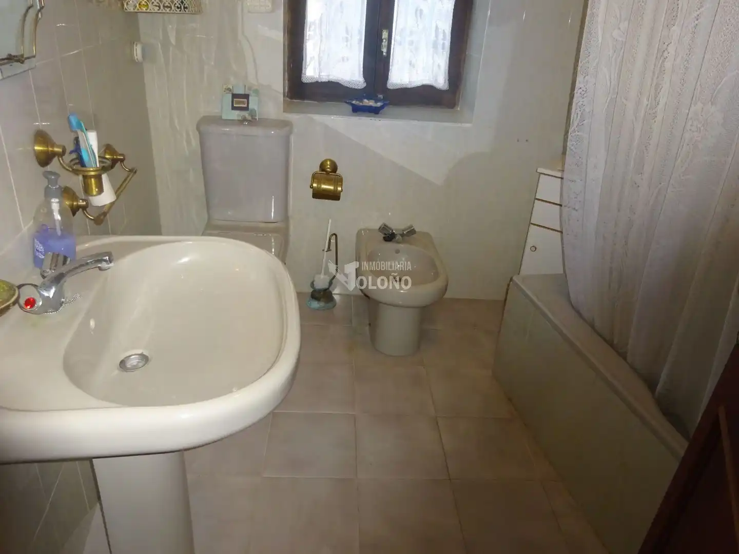 Bathroom of Houses for sale in Leza  with Storage room and Furnished