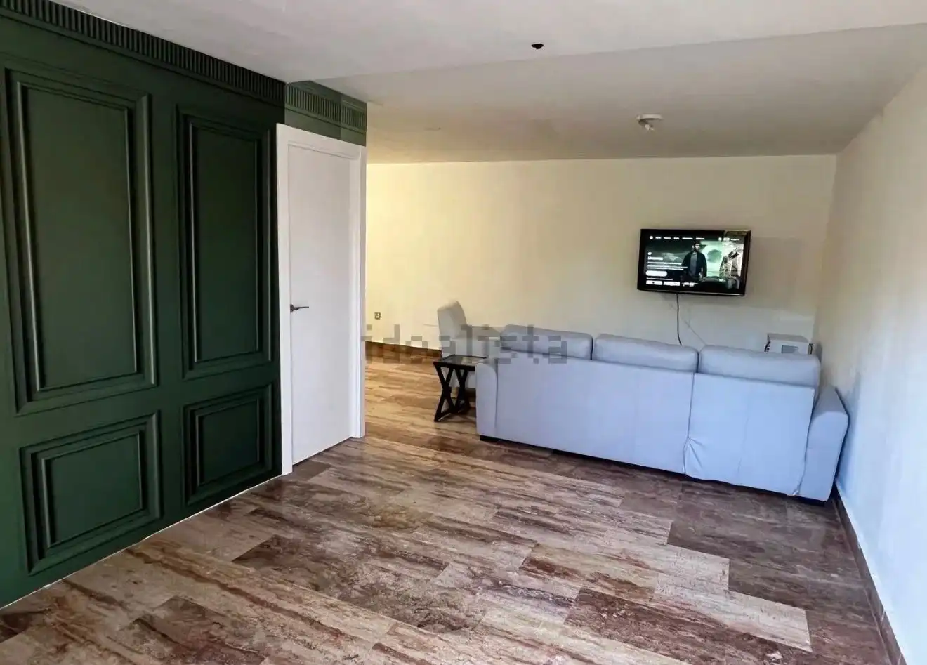 Detached homes for rent in Elviria
