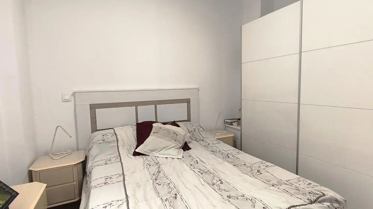 Habitación de Planta baja en venta en Madrid con Aire acondicionado