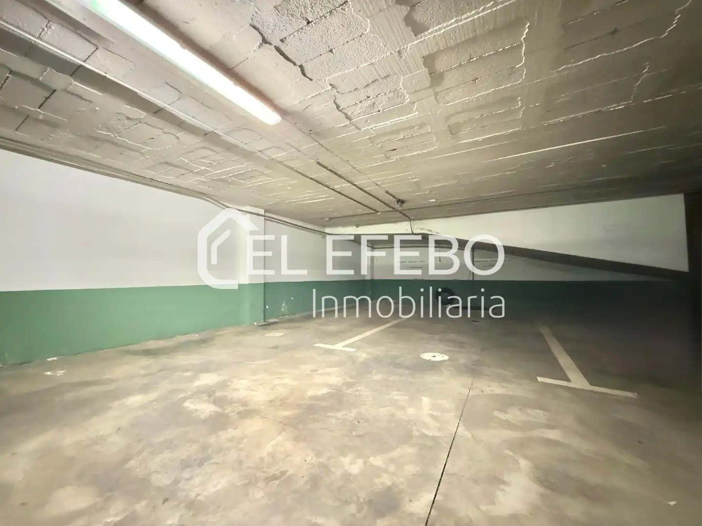 Parkplatz von Garage zum Verkauf in Antequera