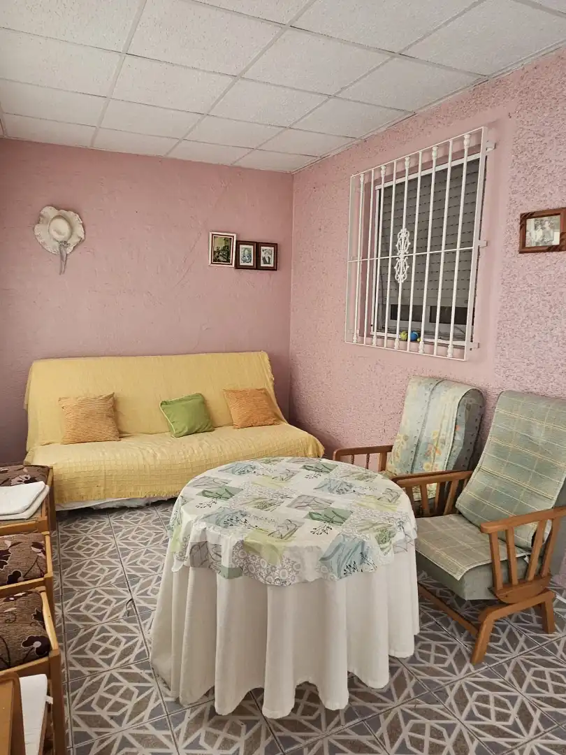 Sala d'estar de Casa o xalet en venda en Los Alcázares amb Terrassa, Moblat i Forn
