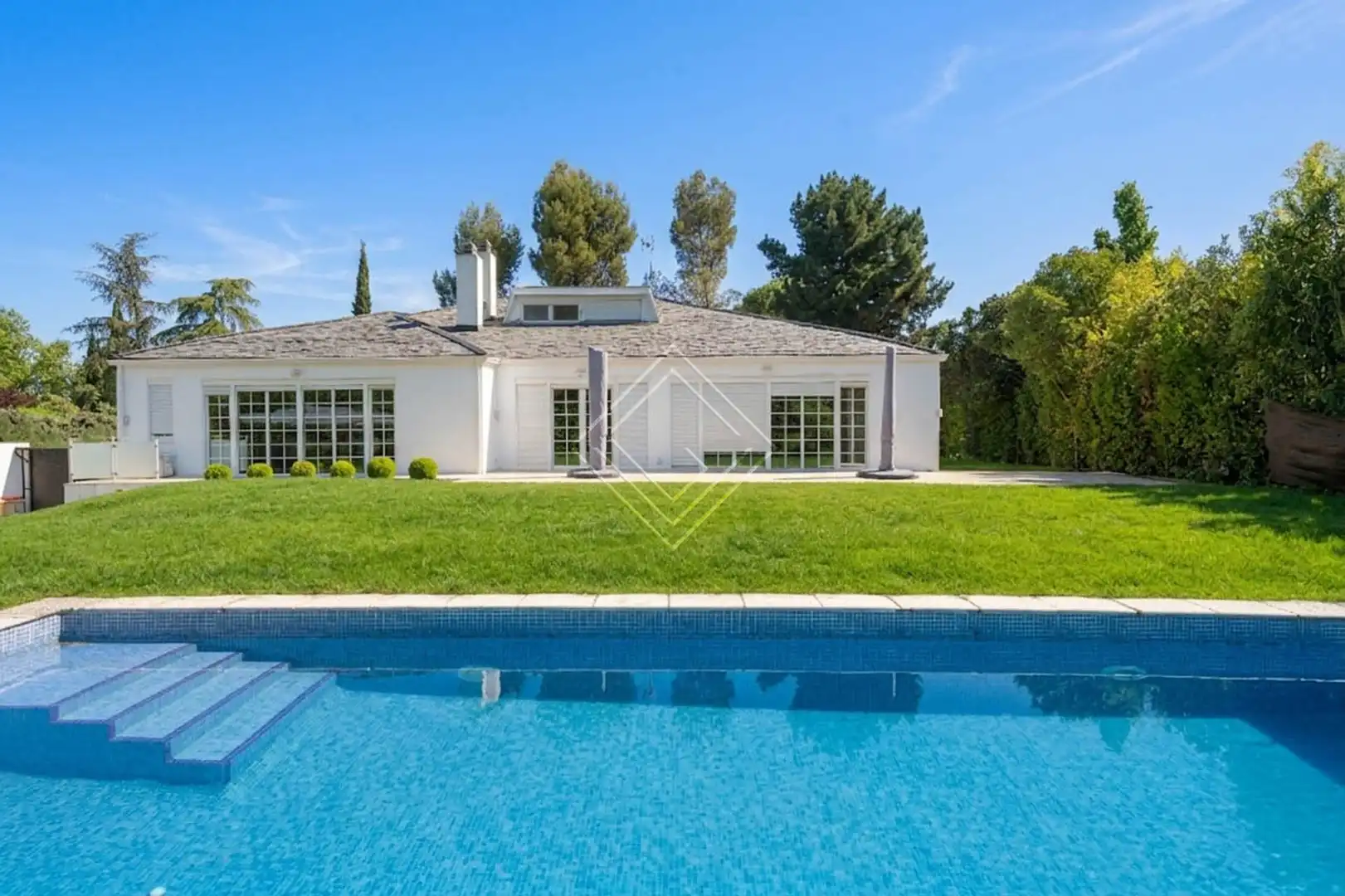Villa avec piscine à vendre à Urbanización La Moraleja, imagen 3