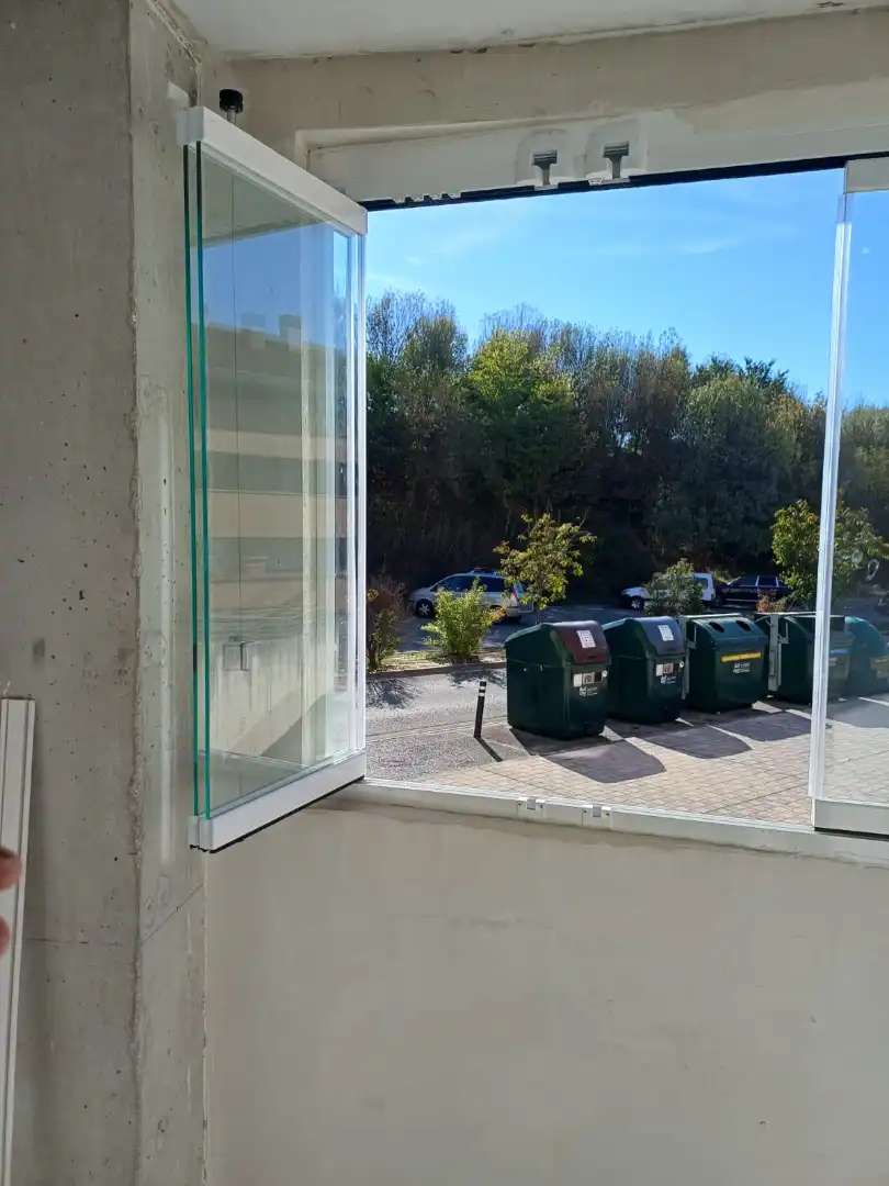 Vista exterior de Pis en venda en Aranguren, Navarra