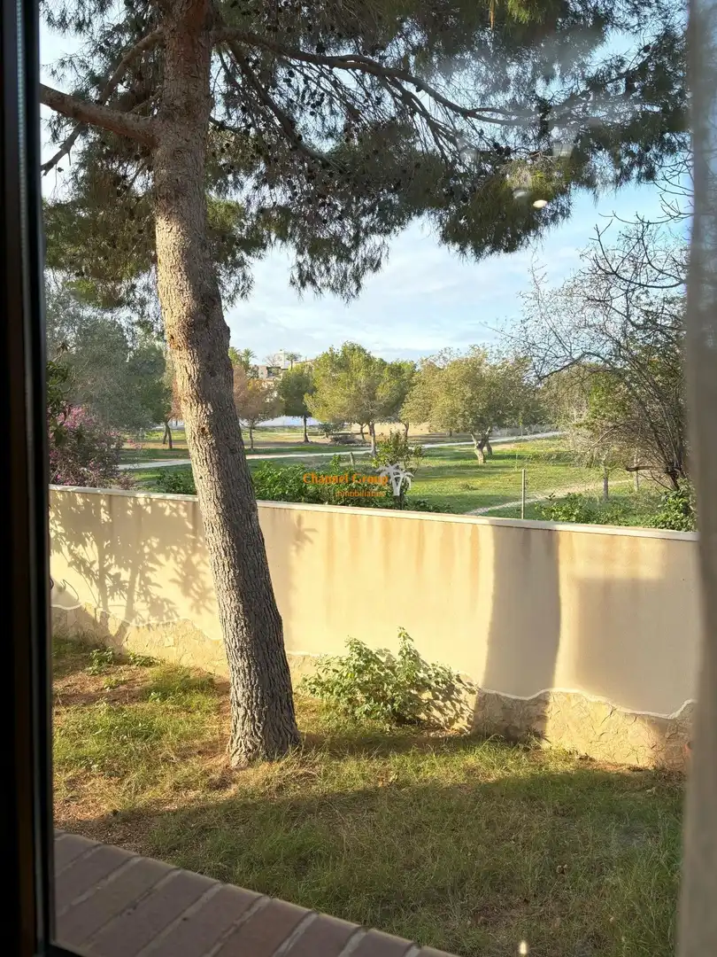 Xalet amb terrassa en venda a Calle ALMENDROS, imagen 30