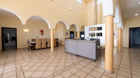 Foto 3 de Casa o xalet en venda a Lora del Río, Sevilla