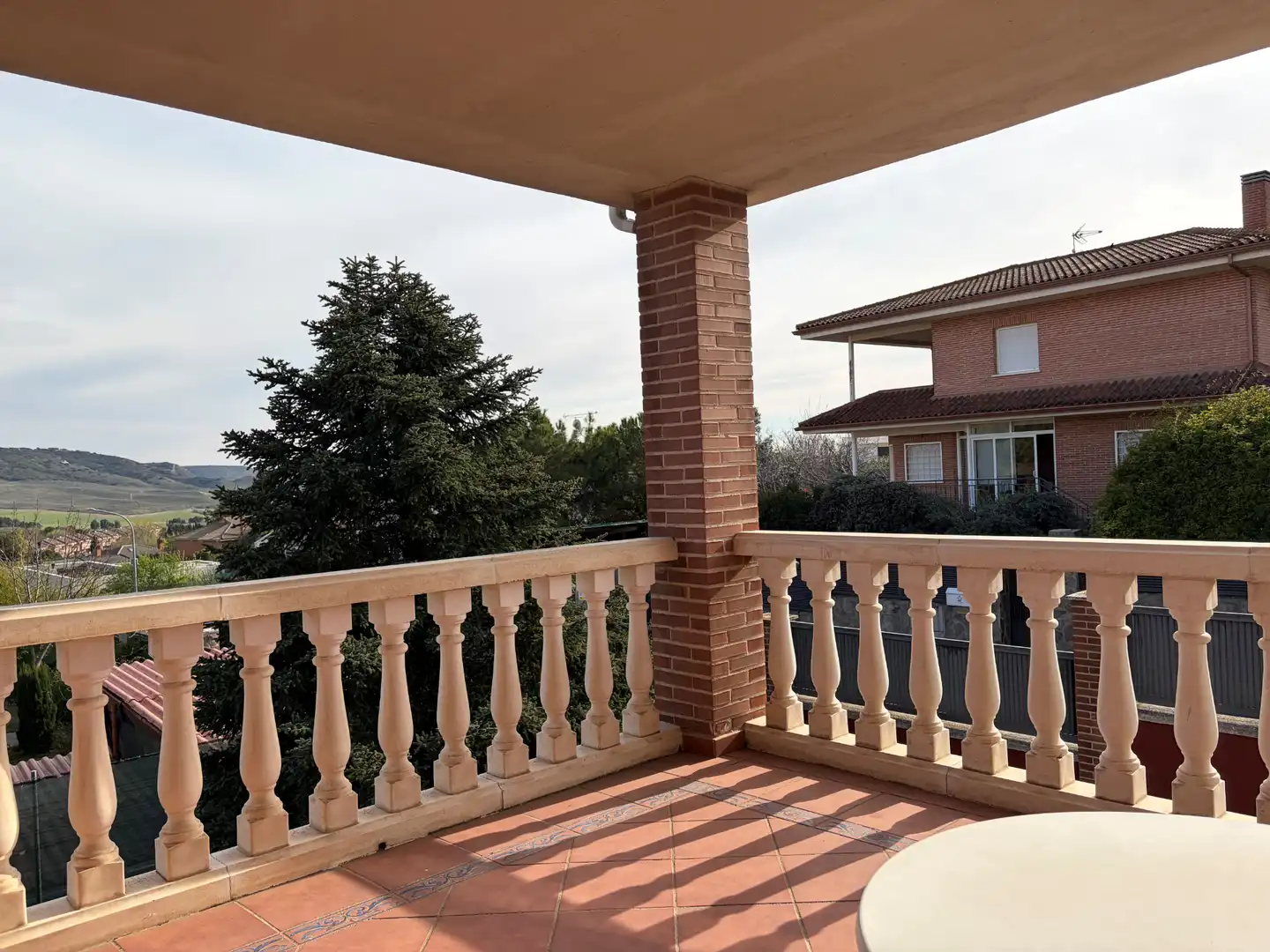 Terrassa de Casa o xalet en venda en Villalbilla amb Calefacció i Jardí privat