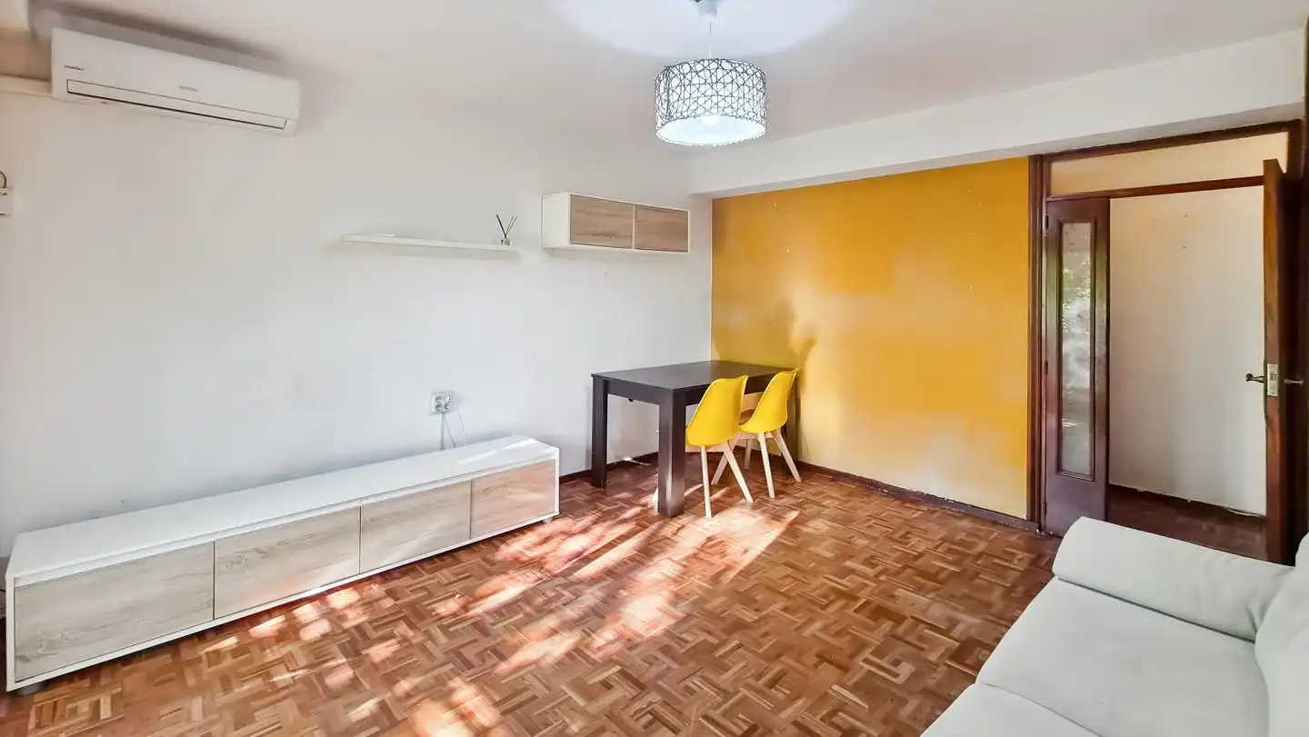 Piso en venta en Calle Aldeanueva de la Vera, Las Águilas
