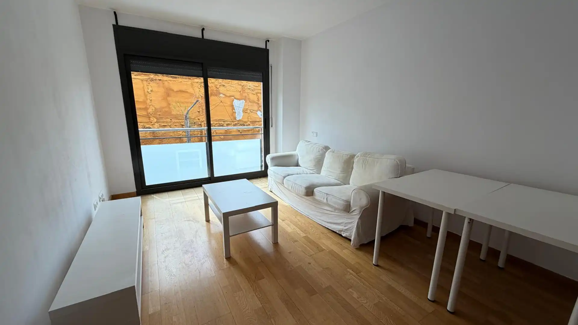 Living room of Flat for sale in Sabadell  with Air Conditioner, Heating and Parquet flooring