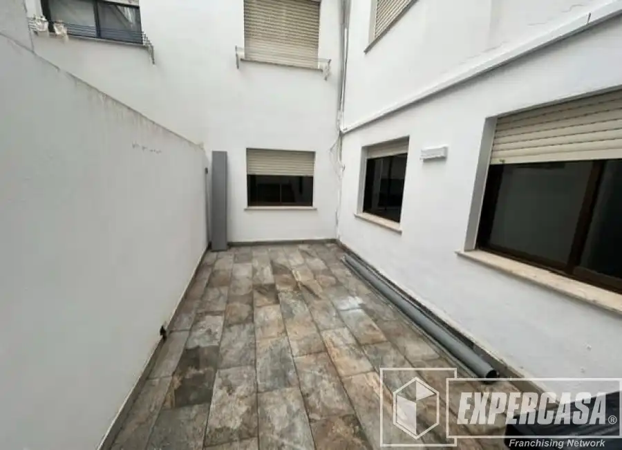Vista exterior de Pis en venda en Alzira amb Aire condicionat, Terrassa i Moblat