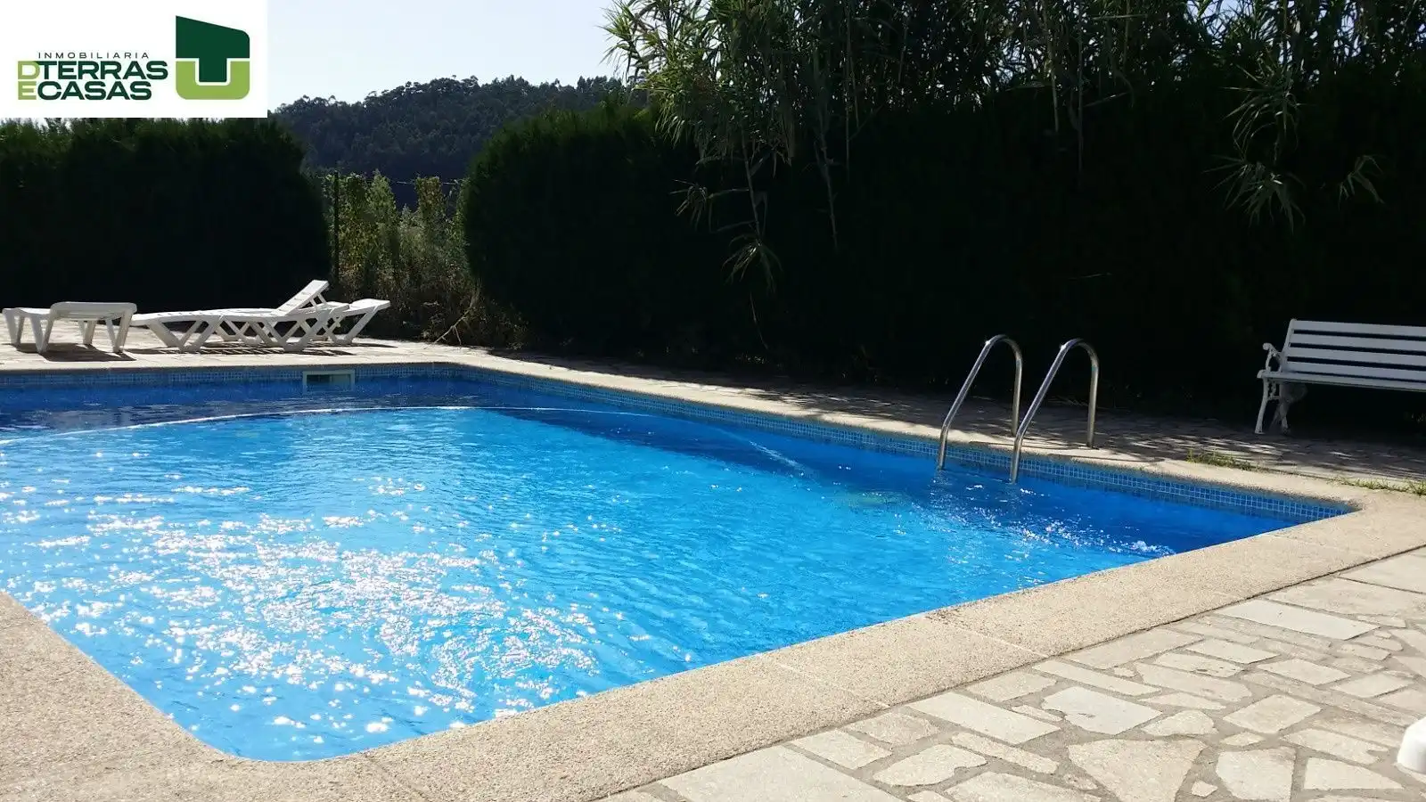 Piscina de Ático de alquiler en Marín con Piscina y Piscina comunitaria