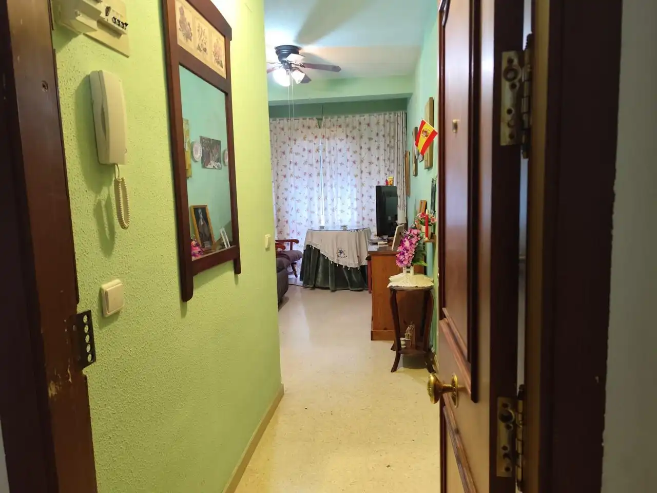 Flat for sale in De Andalucia, Manantiales - Estación de Autobuses