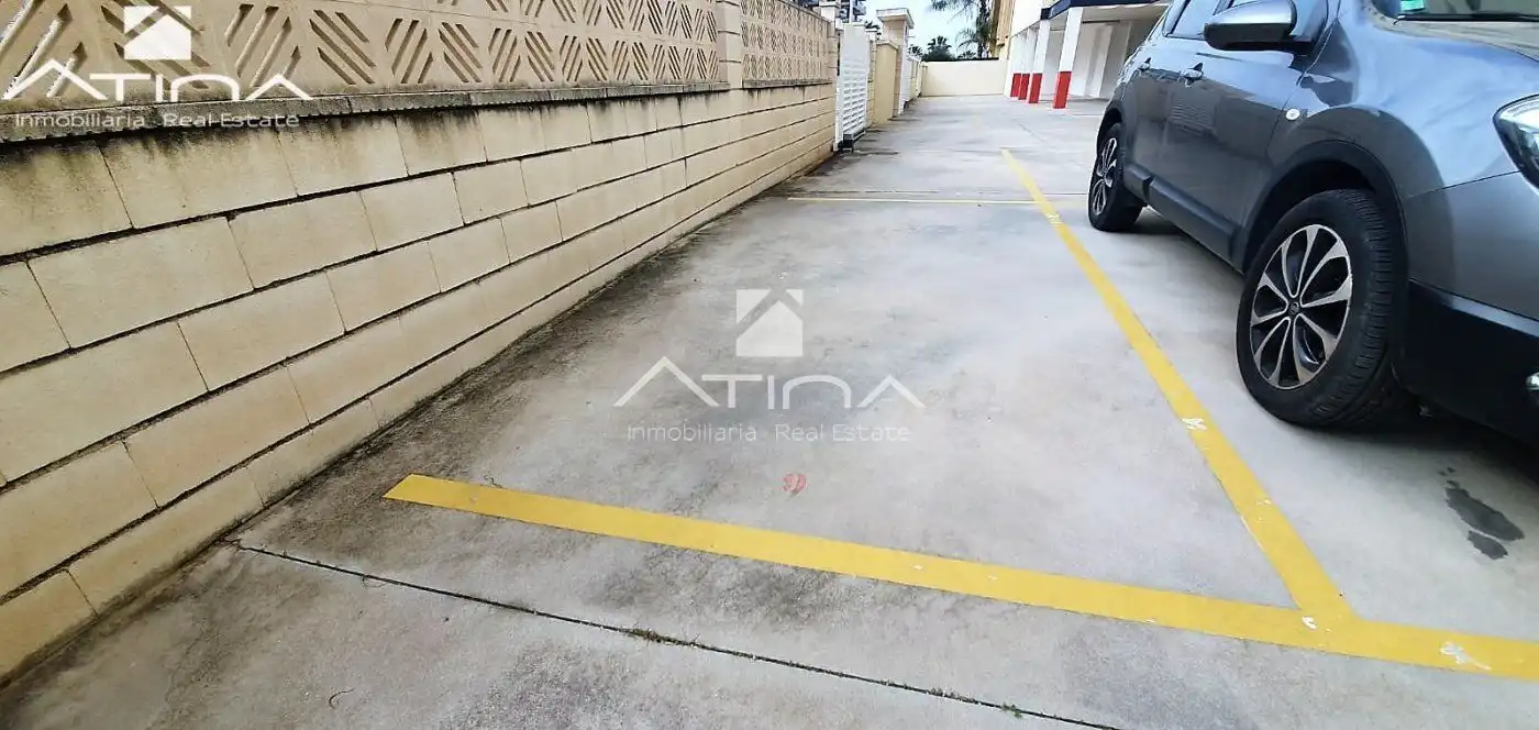 Parking de Apartamento en venta en Guardamar de la Safor con Aire acondicionado, Jardín privado y Terraza