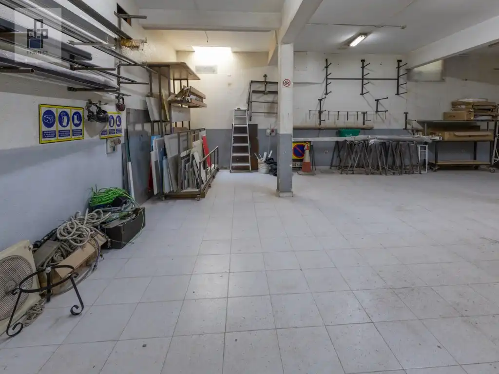 Gewerbefläche zum Verkauf in Calle Pau Claris De, imagen 34