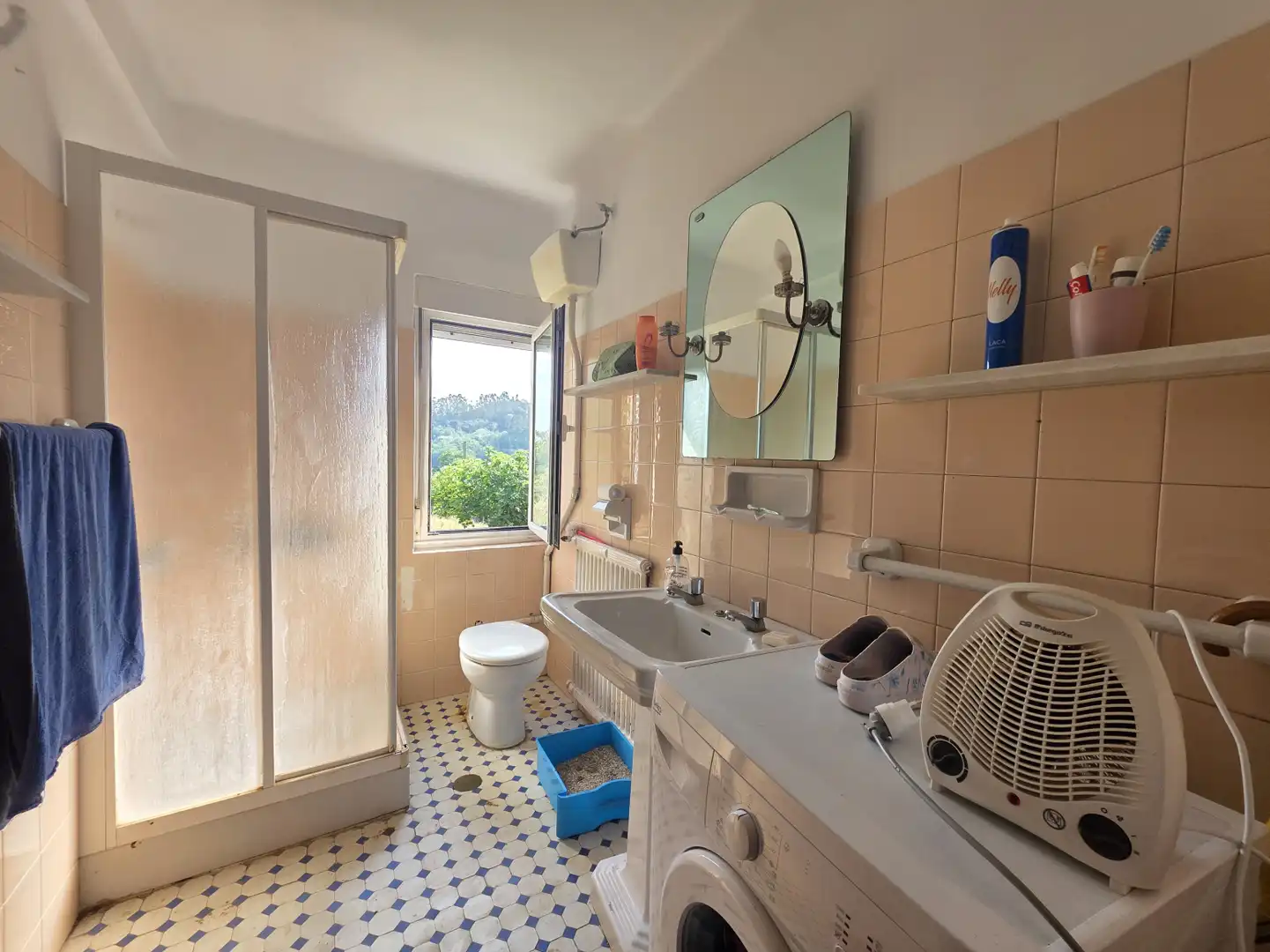 Baño de Casa o chalet en venta en Siero con Calefacción, Parquet y Terraza