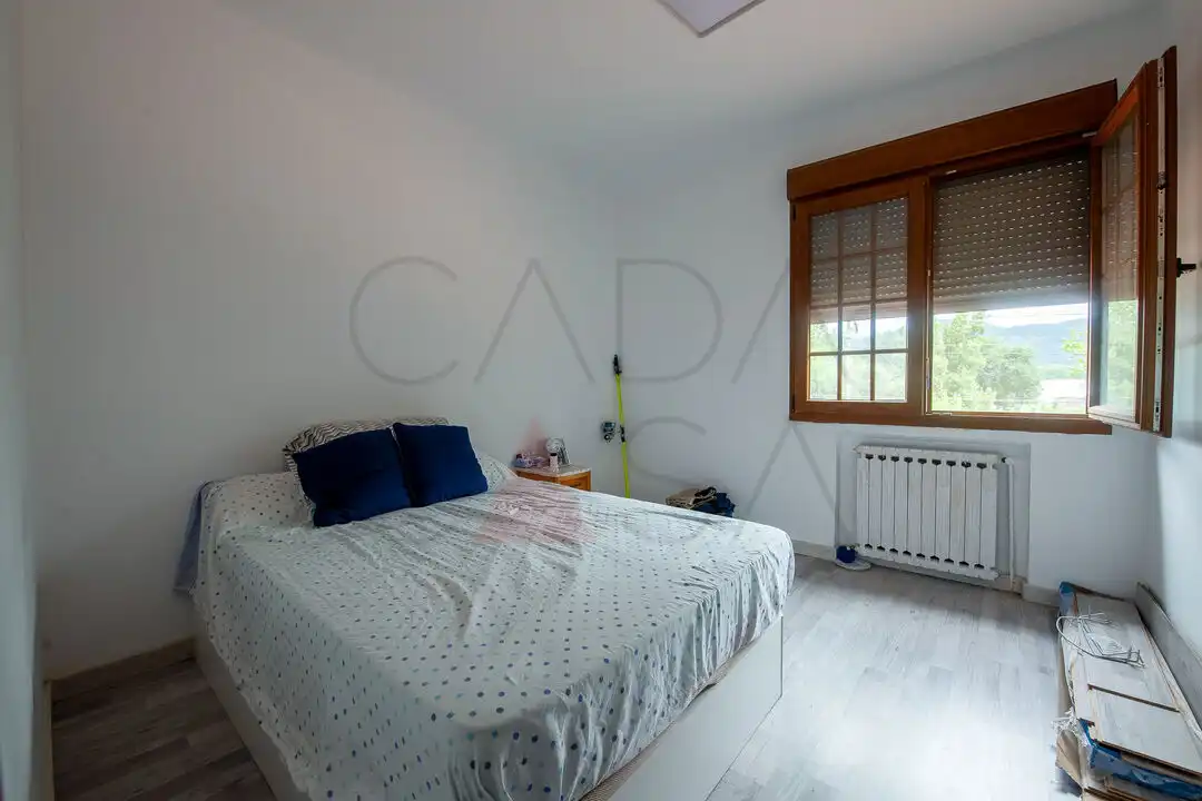 Dormitori de Casa o xalet en venda en El Astillero   amb Calefacció i Jardí privat