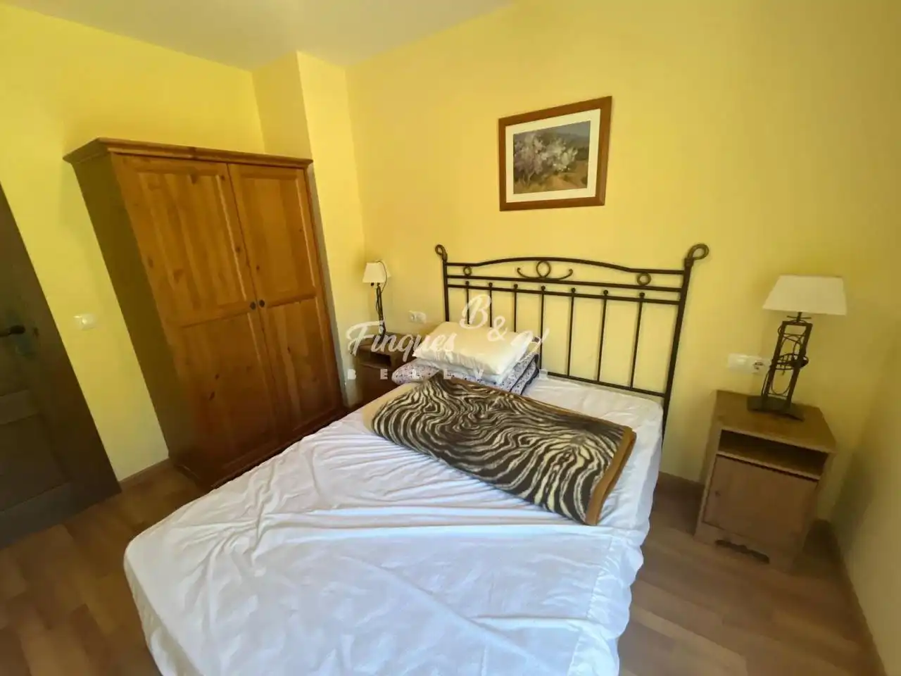 Habitación de Piso en venta en Alp con Calefacción, Parquet y Trastero