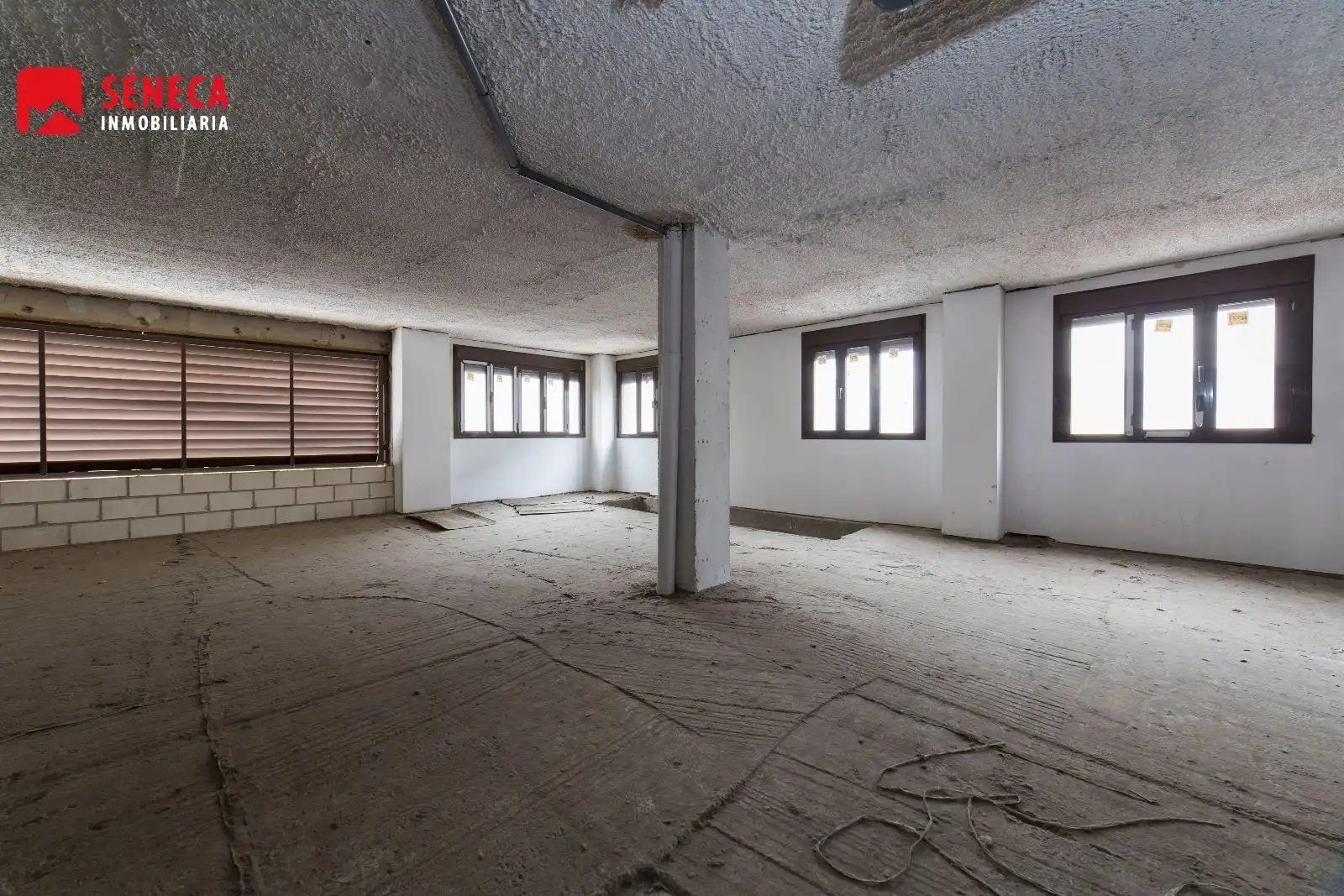 Local comercial de lloguer a de La Libertad