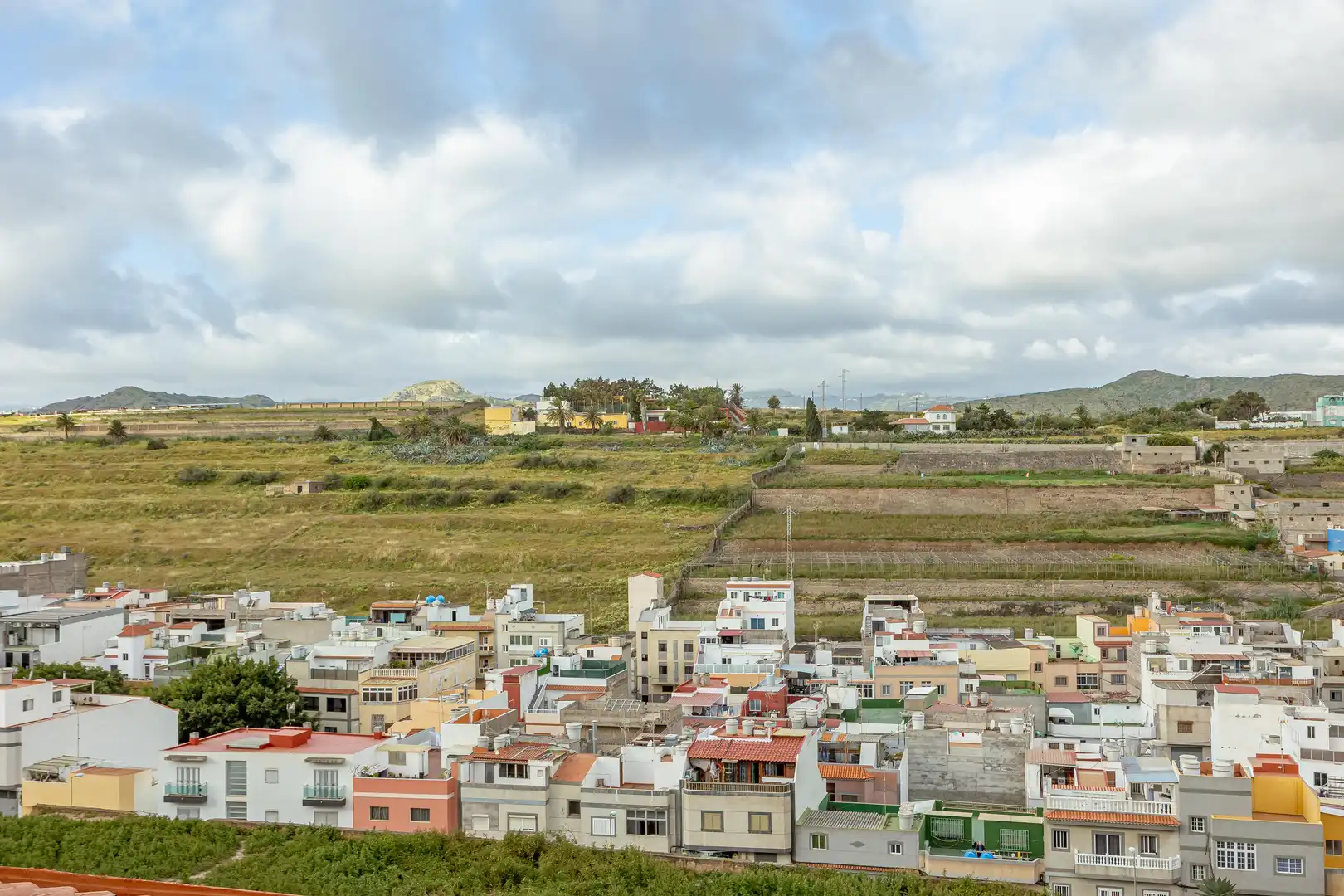 Vista exterior de Casa o chalet en venta en Las Palmas de Gran Canaria con Aire acondicionado, Terraza y Trastero