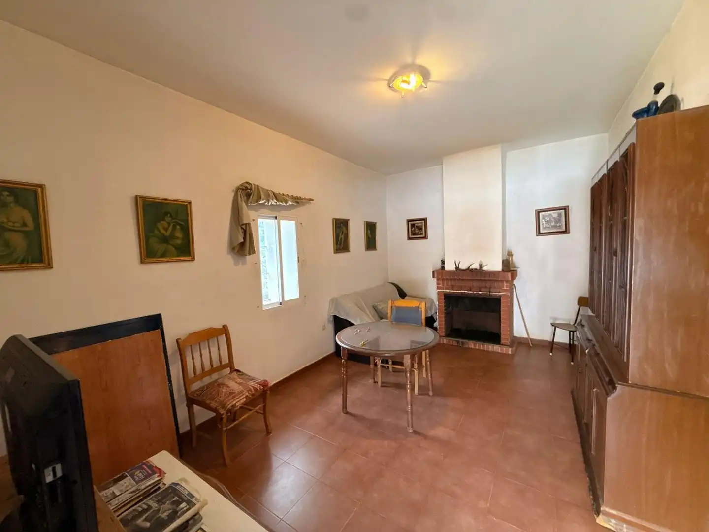 Wohnzimmer von Country house zum Verkauf in Obejo