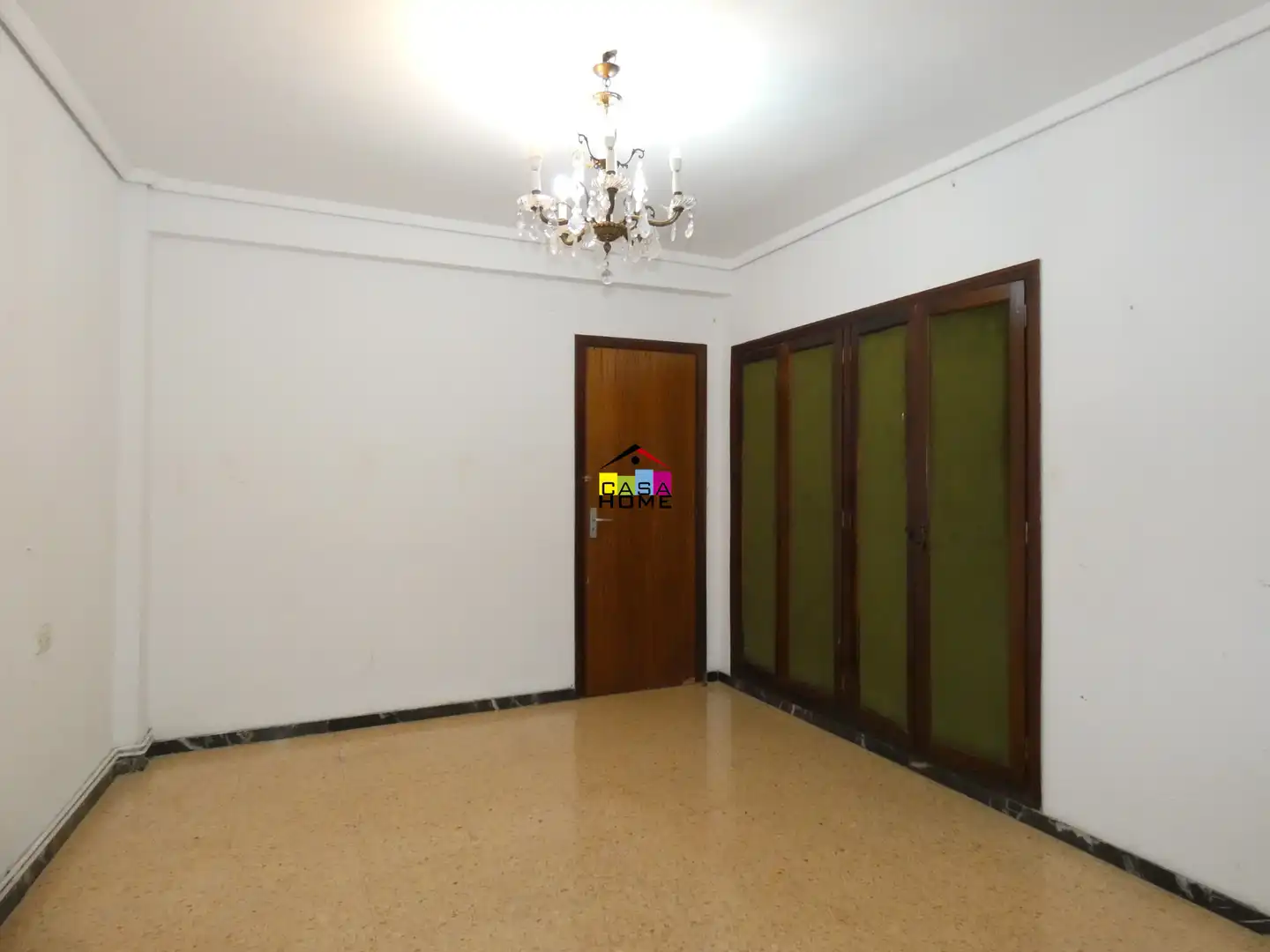 Sala d'estar de Pis en venda en Castellón de la Plana / Castelló de la Plana amb Calefacció, Traster i Balcó