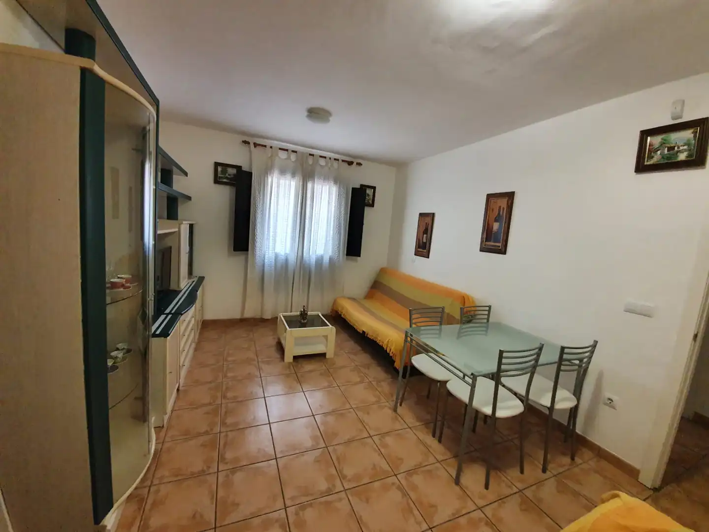 Sala d'estar de Apartament en venda en Vélez de Benaudalla amb Aire condicionat, Calefacció i Terrassa