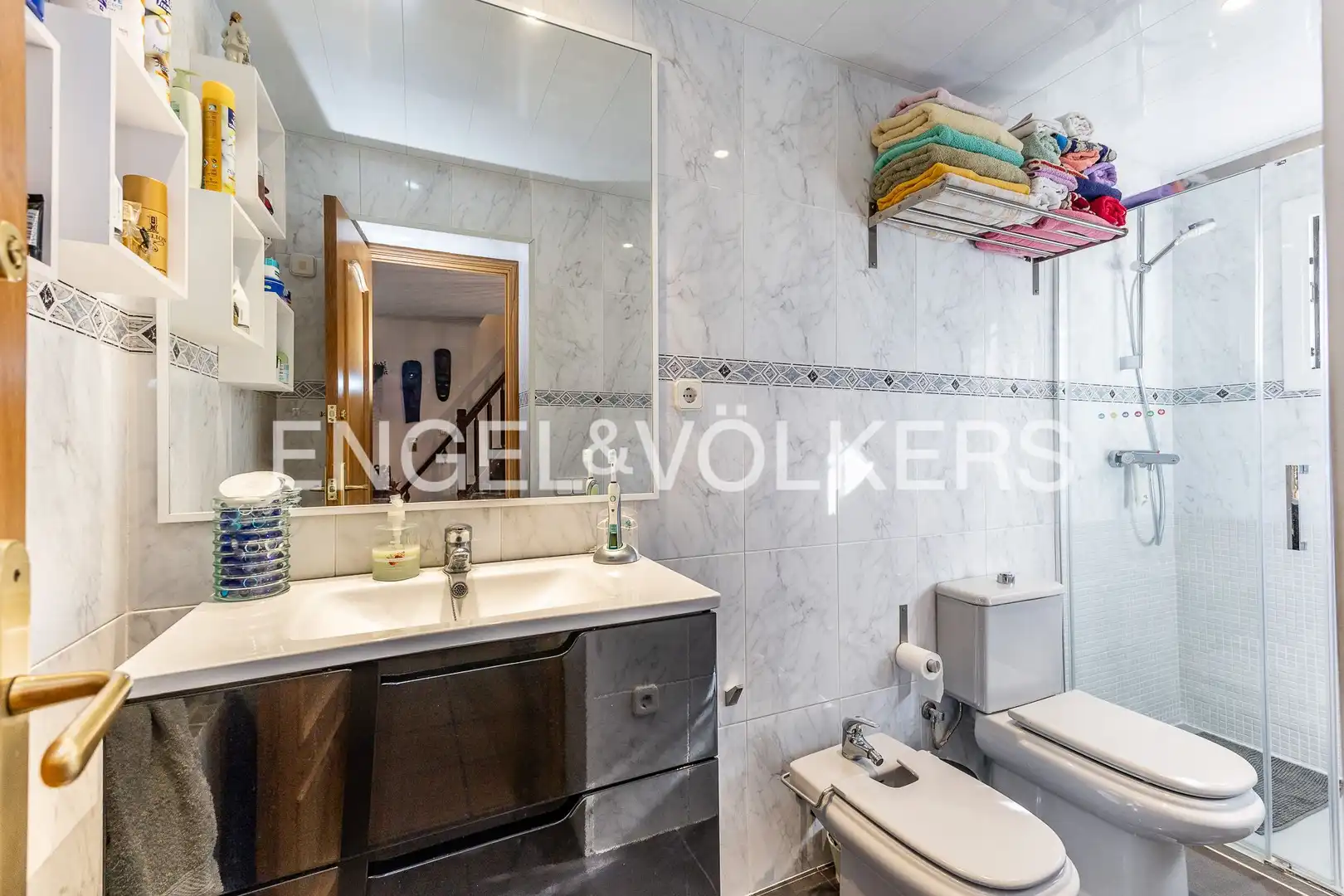 Bathroom of Houses for sale in Sant Cugat del Vallès  with Air Conditioner, Heating and Private garden