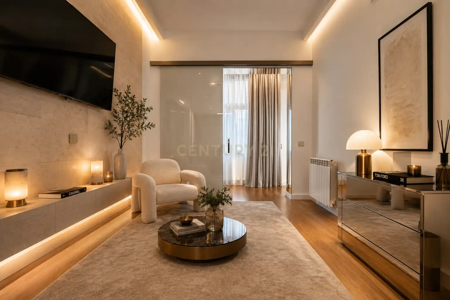 Sala d'estar de Pis en venda en Madrid amb Aire condicionat, TV i Domòtica